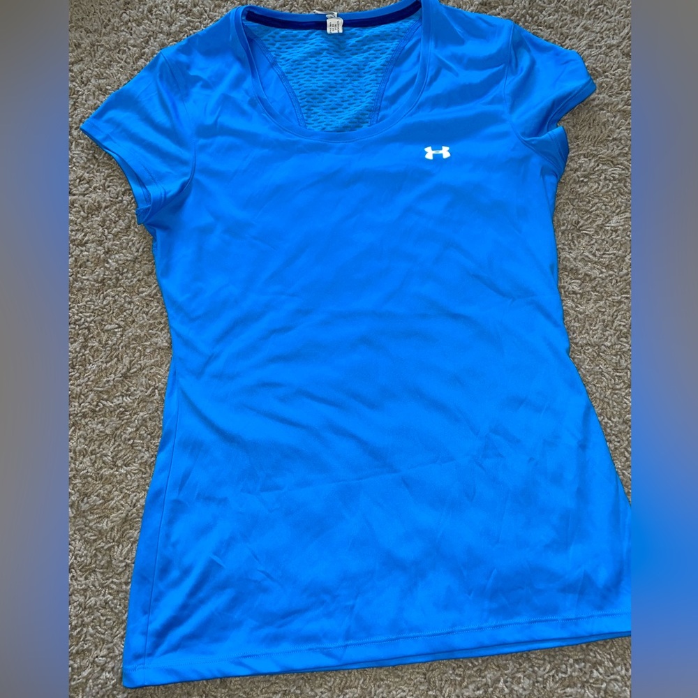 Under Armor Bright Blue Women’s Small Semi fitted short sleeve exercise top